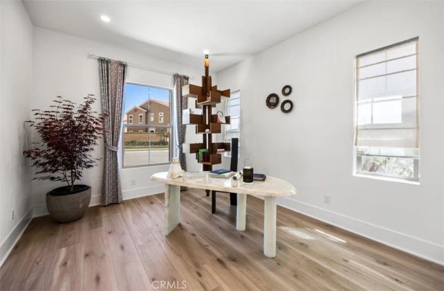 135 Oakstone, Irvine, CA 92618