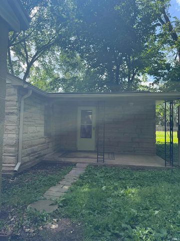 2621 Sweetser Avenue, Evansville, IN 47714