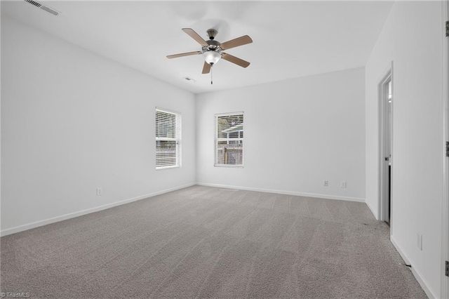 1564 Abbey Park Court, Kernersville, NC 27284