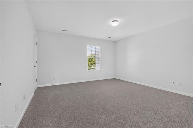 1564 Abbey Park Court, Kernersville, NC 27284