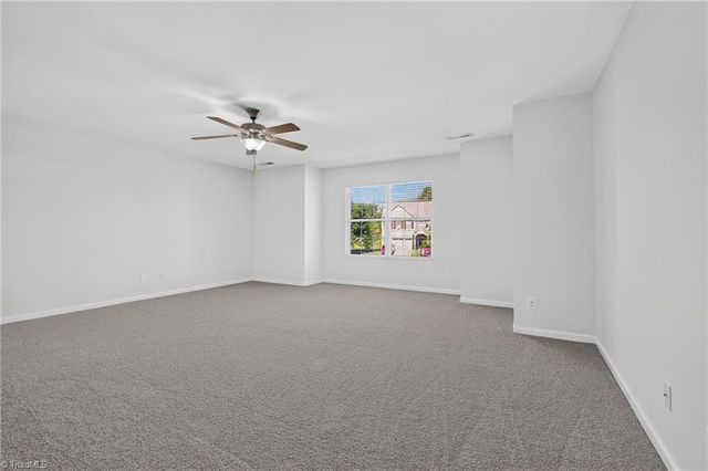 1564 Abbey Park Court, Kernersville, NC 27284