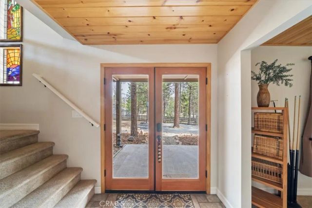 41604 Hummingbird Lane, Big Bear Lake, CA 92315