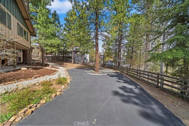 41604 Hummingbird Lane, Big Bear Lake, CA 92315