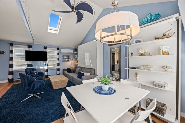 147 Commercial St L7, Provincetown, MA 02657