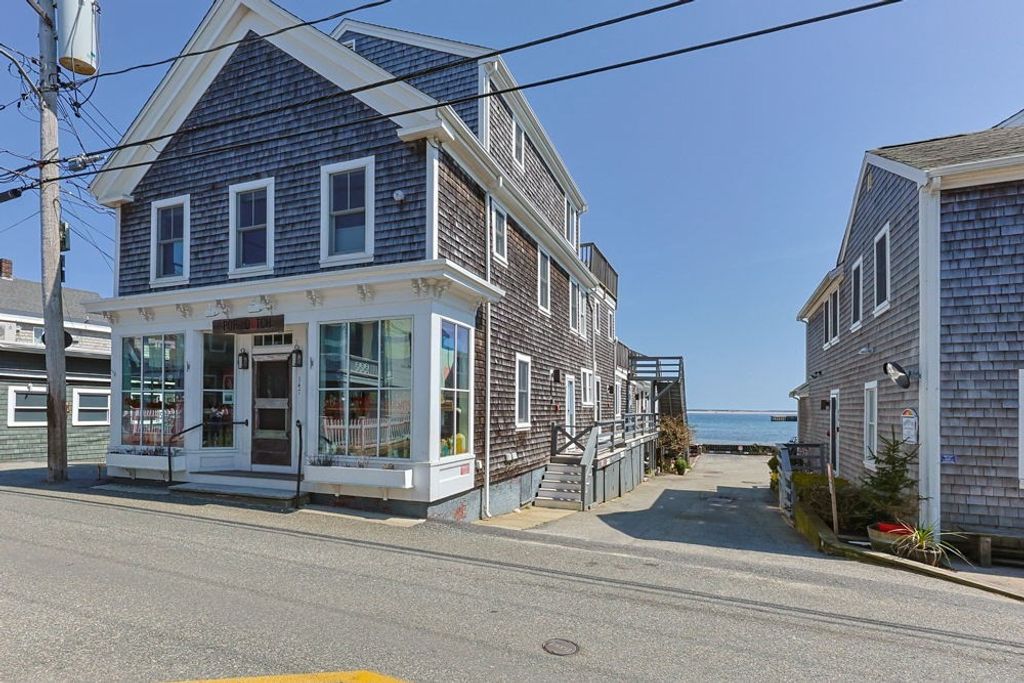 147 Commercial St L7, Provincetown, MA 02657