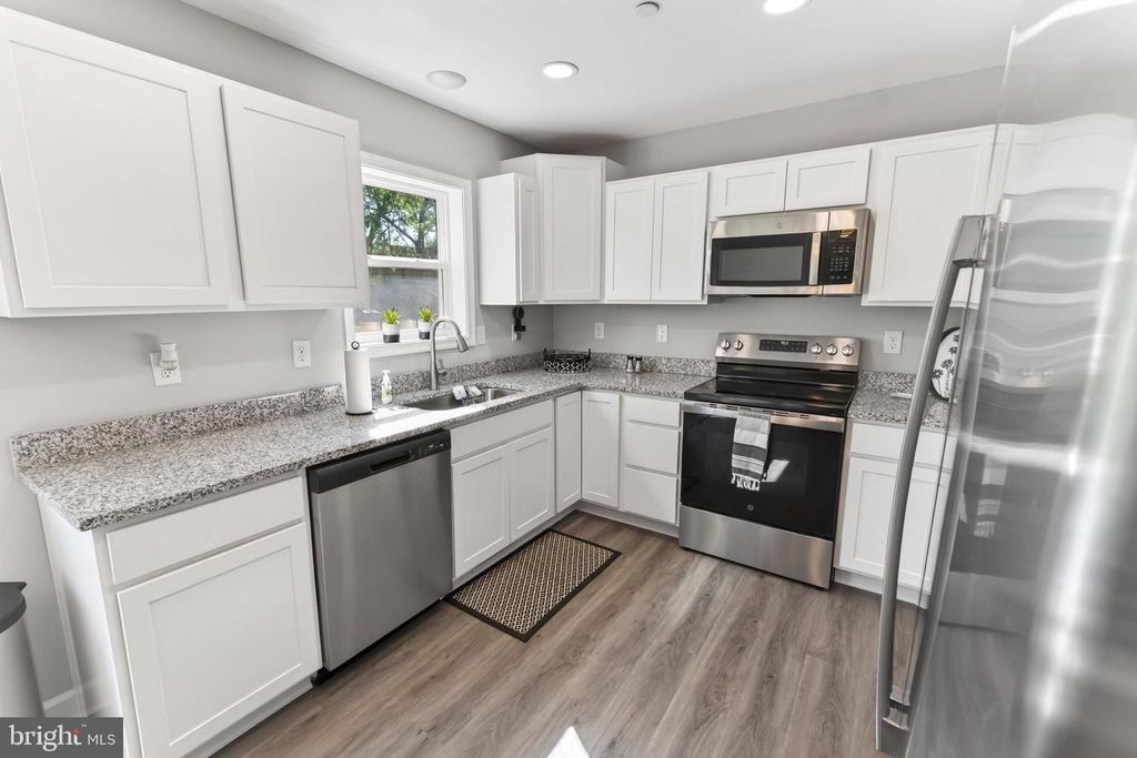 Image 18 of property listing at 11679 BECKFORD AVE, Princess Anne, MD 21853