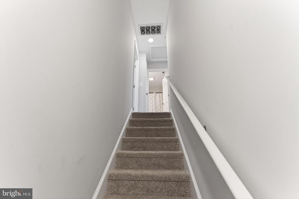 Image 21 of property listing at 11679 BECKFORD AVE, Princess Anne, MD 21853