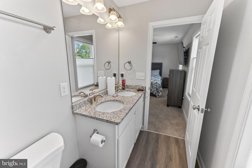 Image 27 of property listing at 11679 BECKFORD AVE, Princess Anne, MD 21853