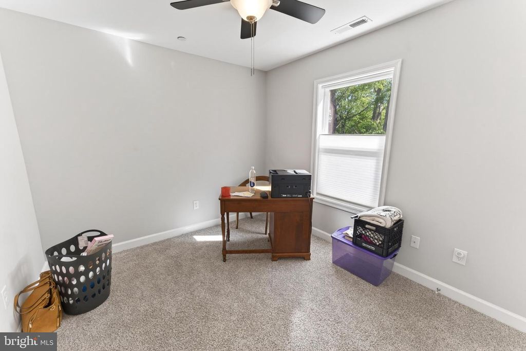 Image 35 of property listing at 11679 BECKFORD AVE, Princess Anne, MD 21853
