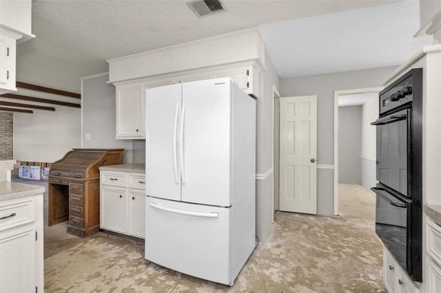 5306 Green Springs Drive, Houston, TX 77066