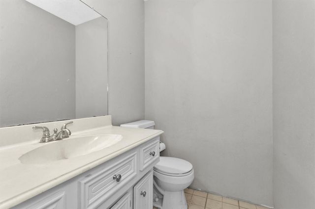 5306 Green Springs Drive, Houston, TX 77066