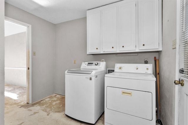 5306 Green Springs Drive, Houston, TX 77066