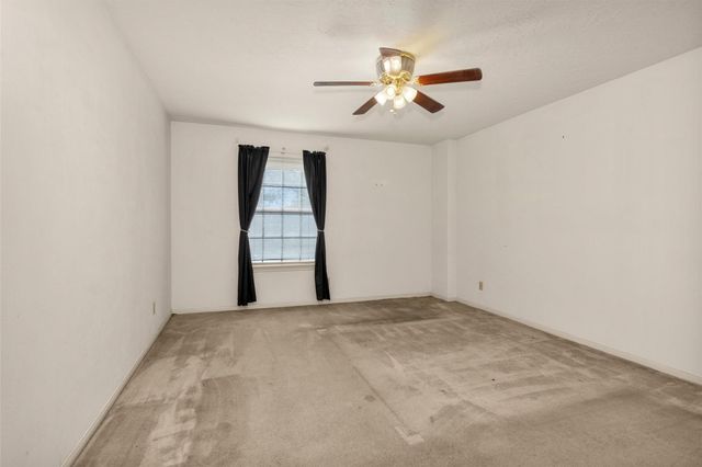 5306 Green Springs Drive, Houston, TX 77066