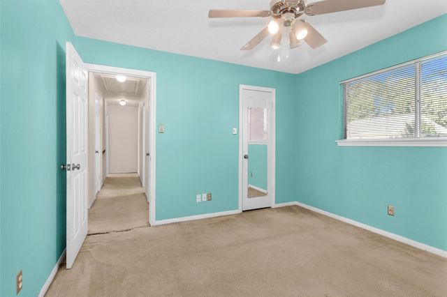 5306 Green Springs Drive, Houston, TX 77066