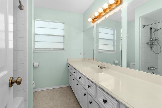 5306 Green Springs Drive, Houston, TX 77066