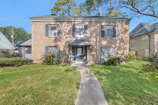5306 Green Springs Drive, Houston, TX 77066
