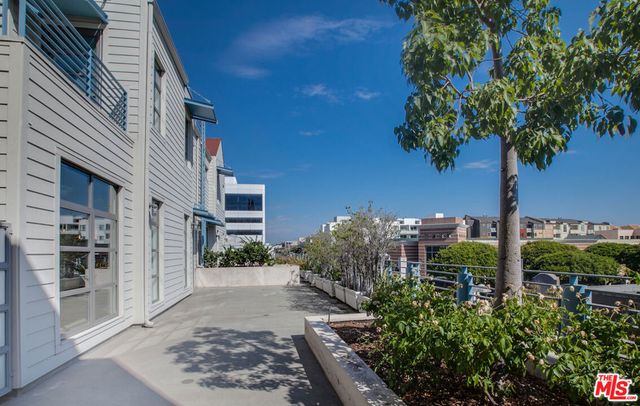 1358 4th Street PH-D, Santa Monica, CA 90401