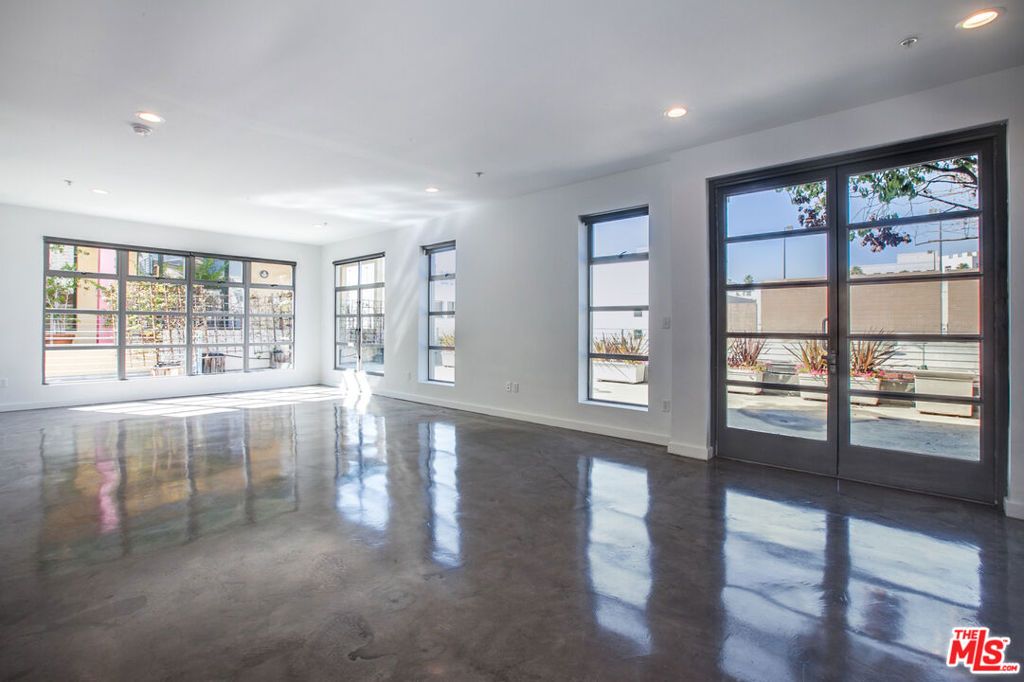1358 4th Street PH-D, Santa Monica, CA 90401