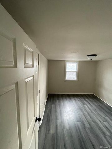 516 S Wheeler Street, Saginaw, MI 48602