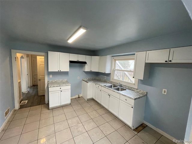 516 S Wheeler Street, Saginaw, MI 48602