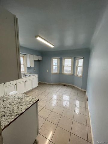 516 S Wheeler Street, Saginaw, MI 48602