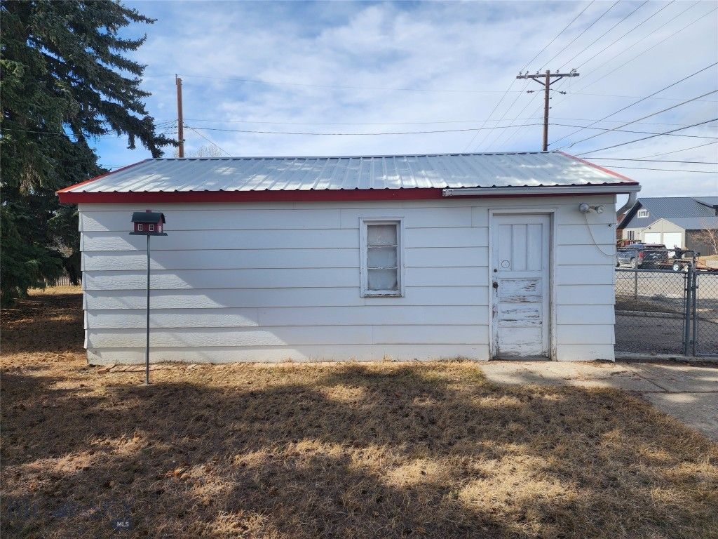 146 3rd Avenue NW, Cut Bank, MT 59427 photo 18