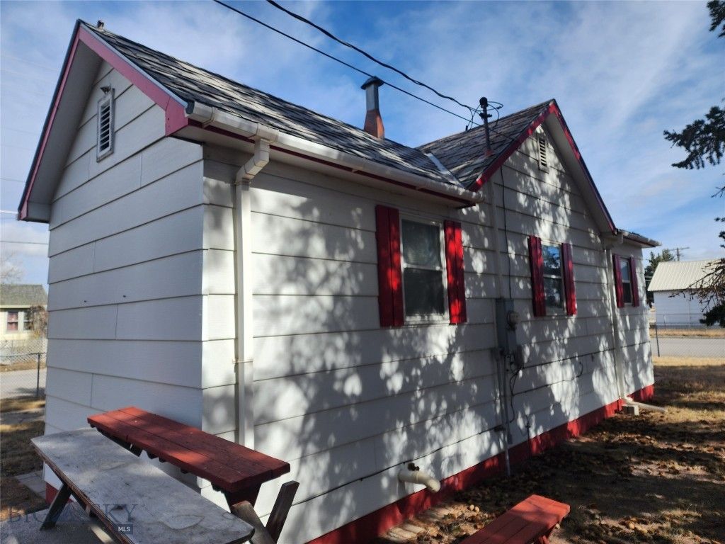 146 3rd Avenue NW, Cut Bank, MT 59427 photo 6
