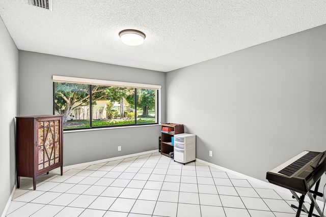10299 186th Court S, Boca Raton, FL 33498