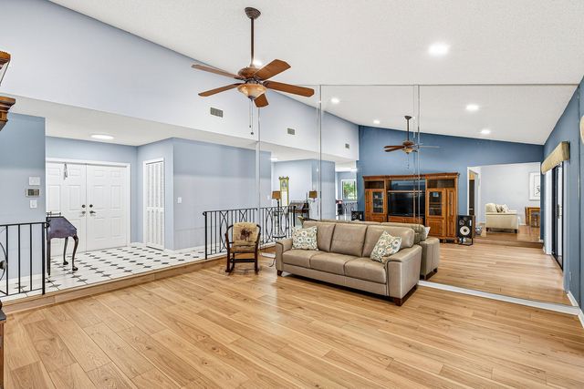 10299 186th Court S, Boca Raton, FL 33498