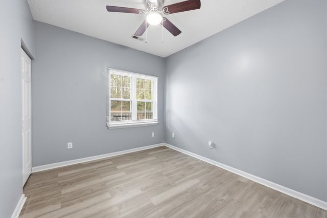 1101 Sweetwater Blvd, Murrells Inlet, SC 29576