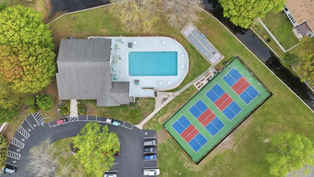 1101 Sweetwater Blvd, Murrells Inlet, SC 29576