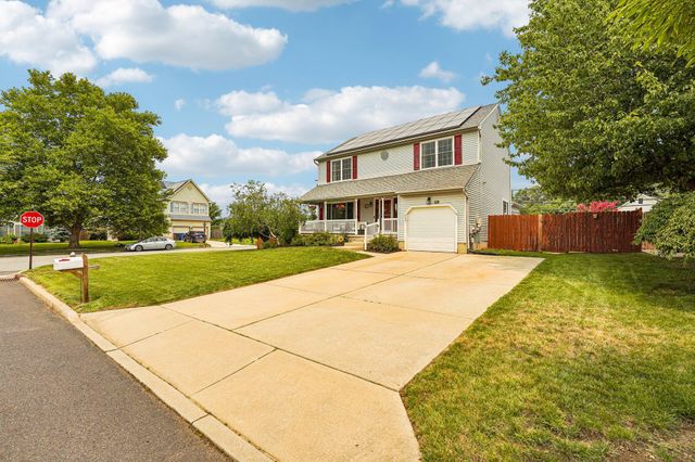 235 ABBEY LN, Swedesboro, NJ 08085