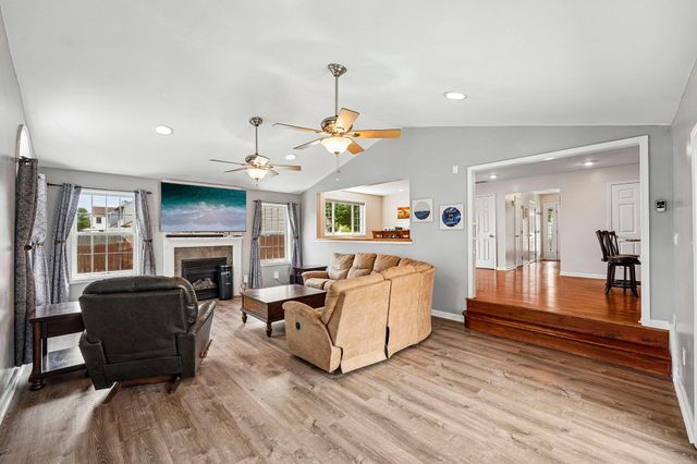 235 ABBEY LN, Swedesboro, NJ 08085