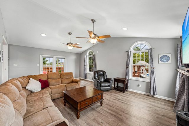 235 ABBEY LN, Swedesboro, NJ 08085