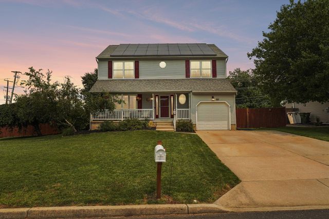 235 ABBEY LN, Swedesboro, NJ 08085