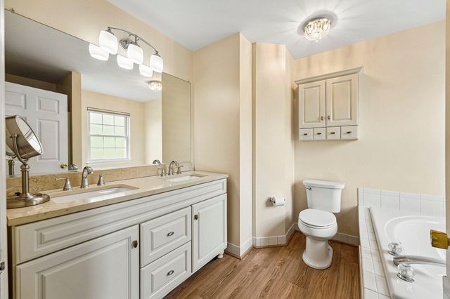 235 ABBEY LN, Swedesboro, NJ 08085