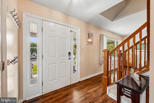 235 ABBEY LN, Swedesboro, NJ 08085