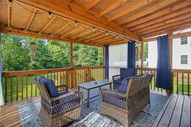 3091 Walker Ridge Drive, Walkertown, NC 27051