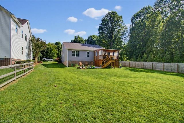 3091 Walker Ridge Drive, Walkertown, NC 27051
