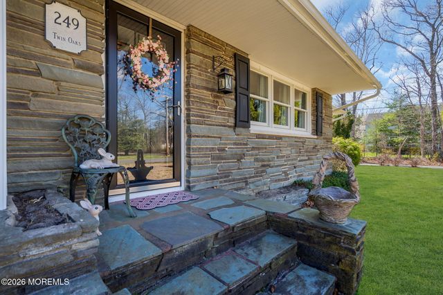 249 Twin Oaks Drive, Brick, NJ 08724