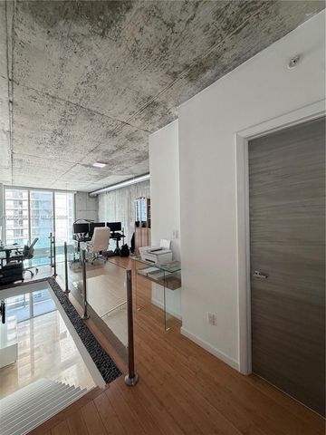 690 SW 1st Ct 2524, Miami, FL 33130