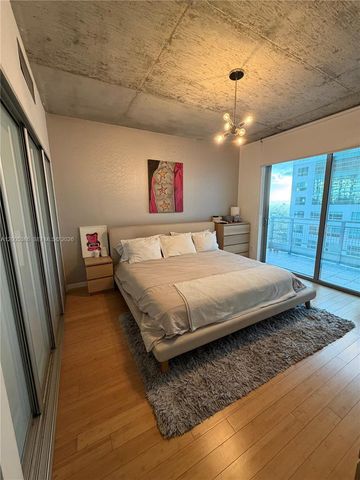 690 SW 1st Ct 2524, Miami, FL 33130