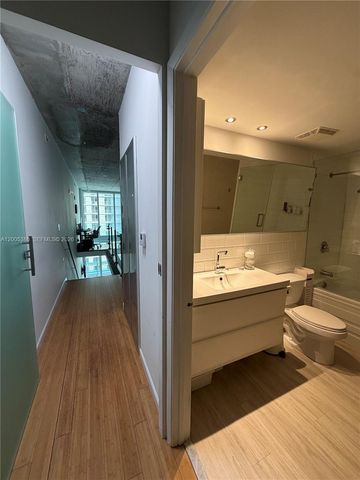 690 SW 1st Ct 2524, Miami, FL 33130