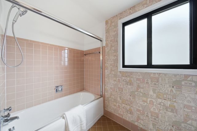 3733 E 56th Street, Tulsa, OK 74135