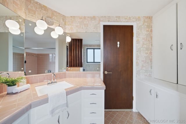 3733 E 56th Street, Tulsa, OK 74135