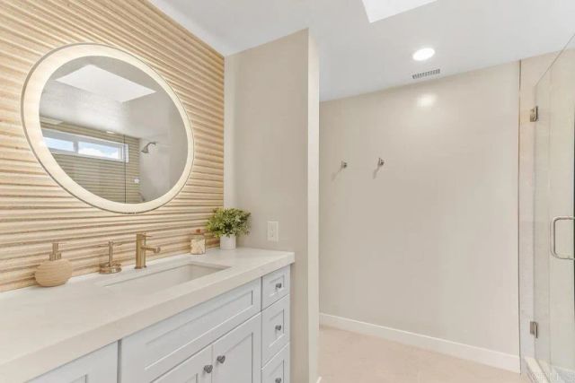 4052 Garfield, Carlsbad, CA 92008
