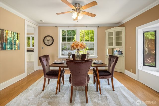 2727 36th Avenue SW, Seattle, WA 98126
