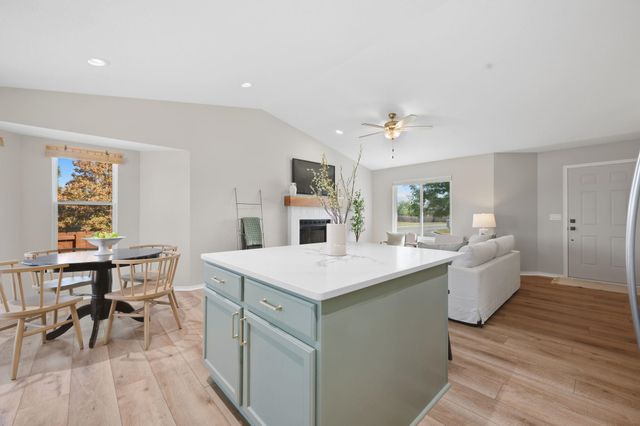 1257 N Seasons St, Goddard, KS 67052