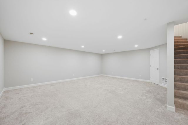 1257 N Seasons St, Goddard, KS 67052