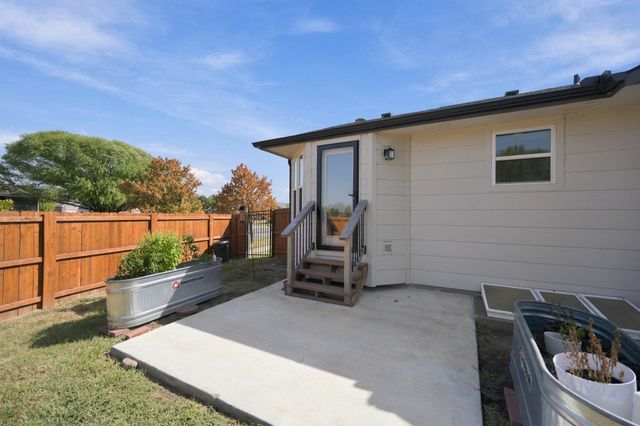1257 N Seasons St, Goddard, KS 67052
